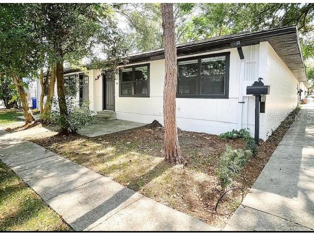 712 Angelina Lane #A Lakeland FL 33801 L4940388 image1