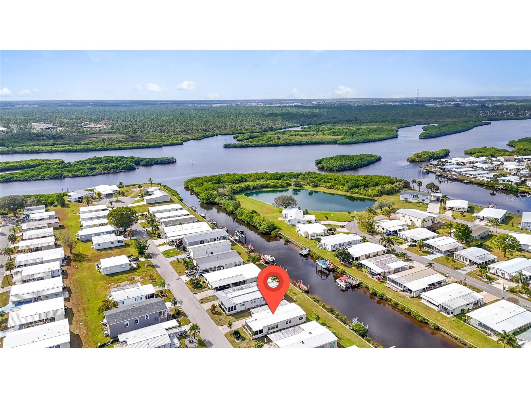 712 Blackburn Boulevard North Port FL 34287 A4675890 image1