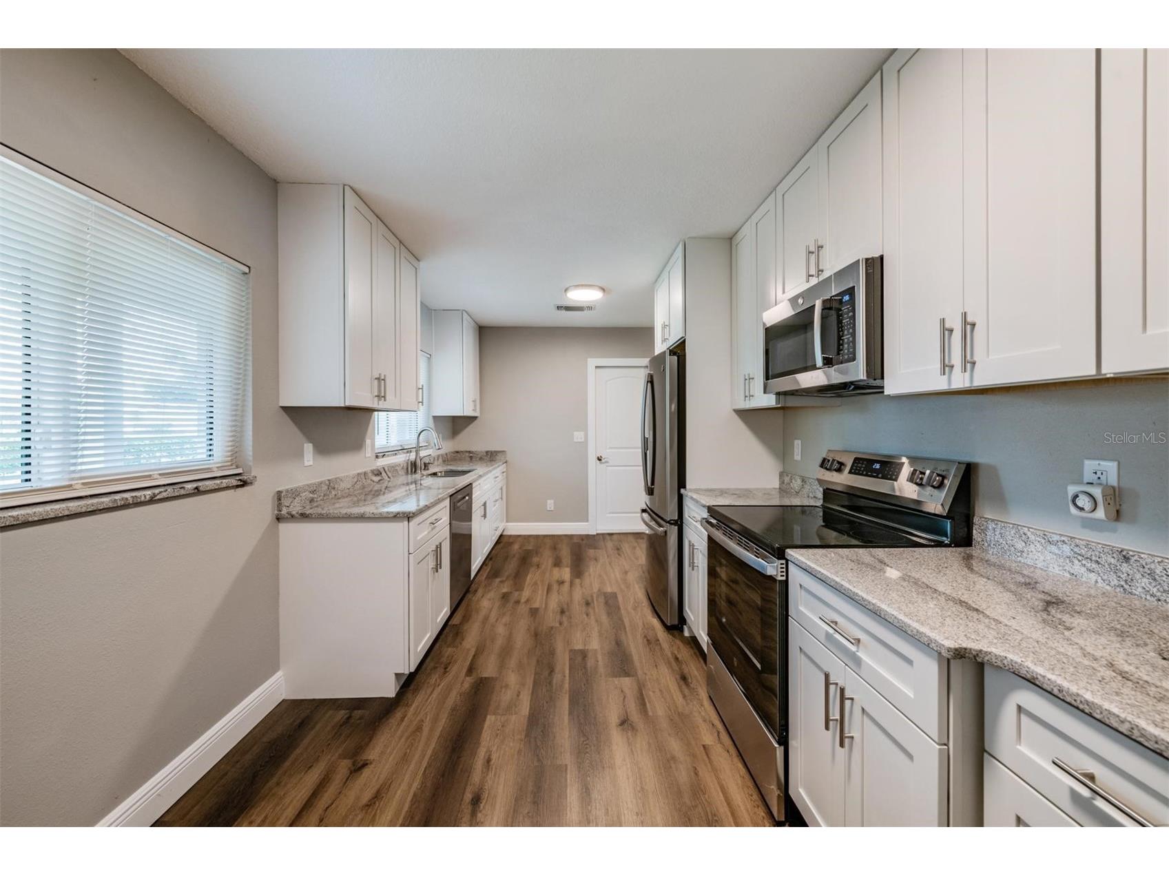 712 Camellia Court Seffner FL 33584 TB8509316 image11