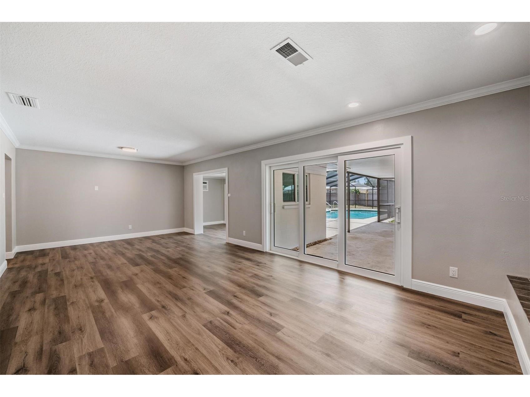 712 Camellia Court Seffner FL 33584 TB8509316 image8