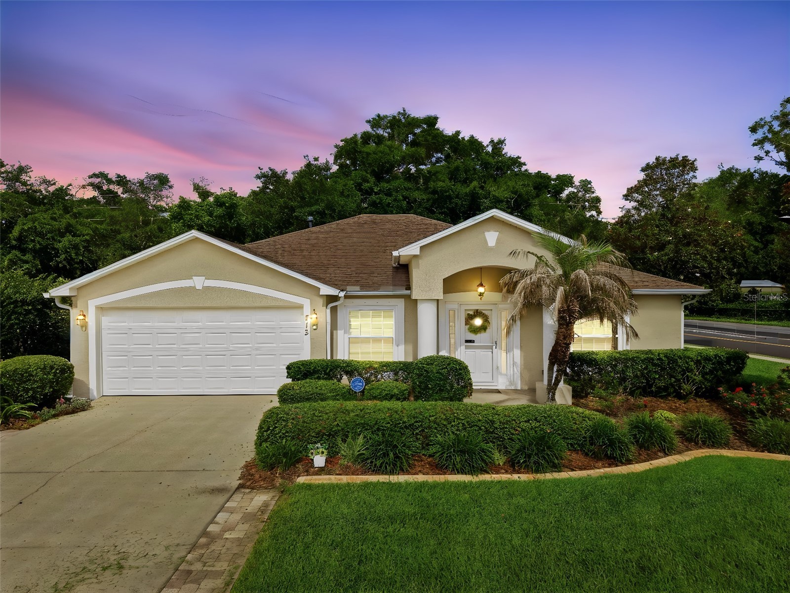 712 Cypress Oak Circle Deland FL 32720 V4949216 image1