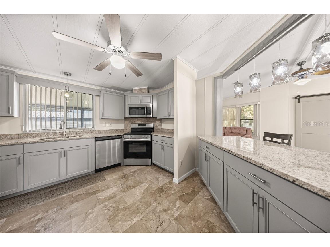 712 Devon Drive Lady Lake FL 32159 OM712459 image11