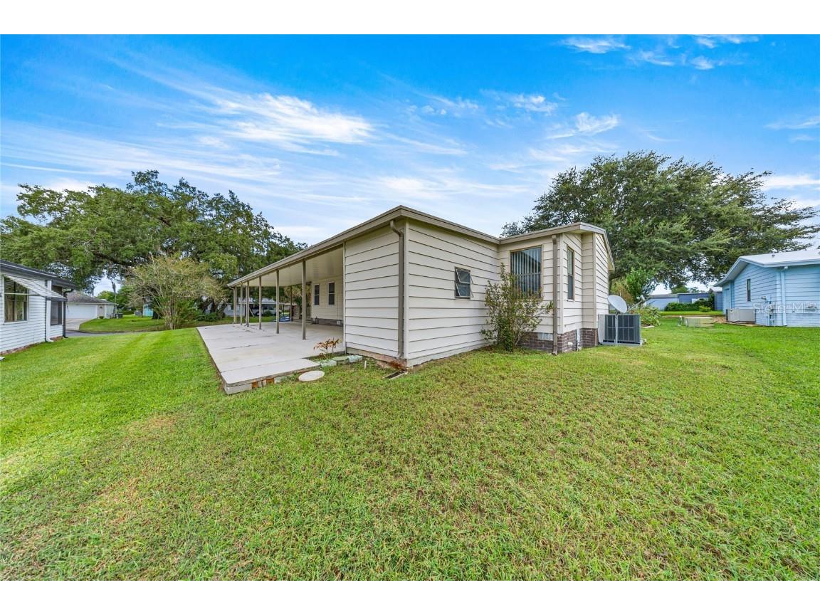 712 Devon Drive Lady Lake FL 32159 OM712459 image26