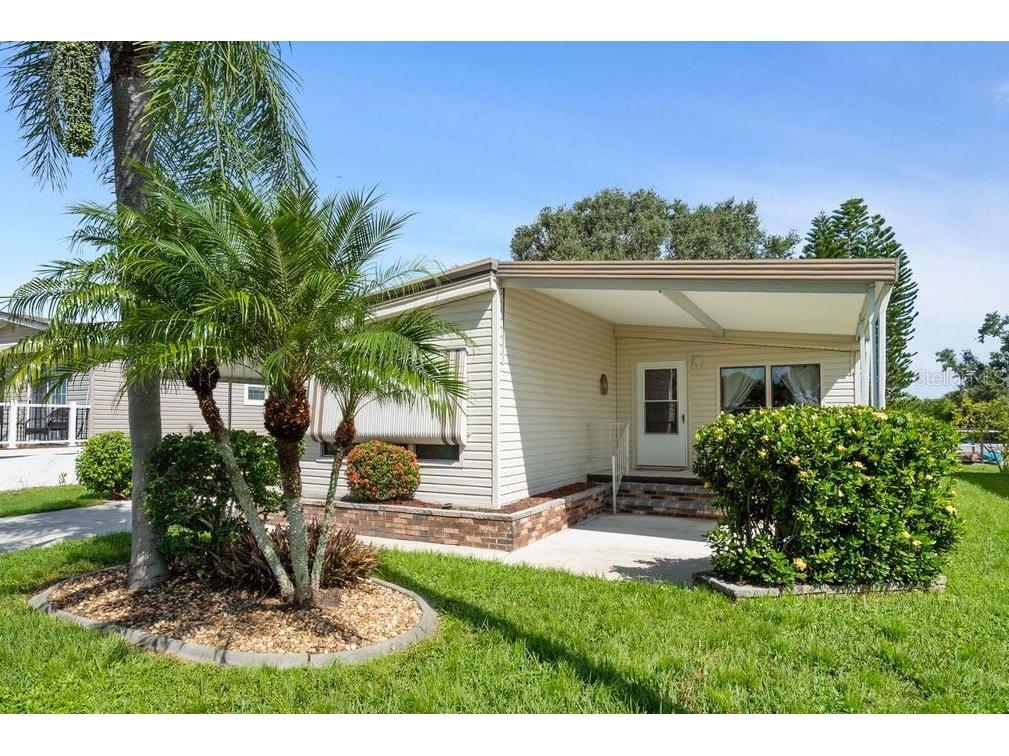 712 Fairmount Drive North Port FL 34287 A4666307 image1