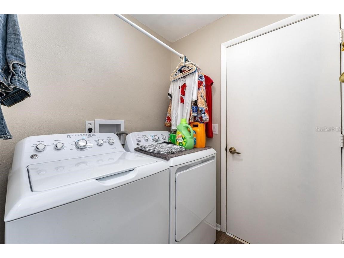 712 Hazy Meadow Court Brandon FL 33510 TB8428305 image20