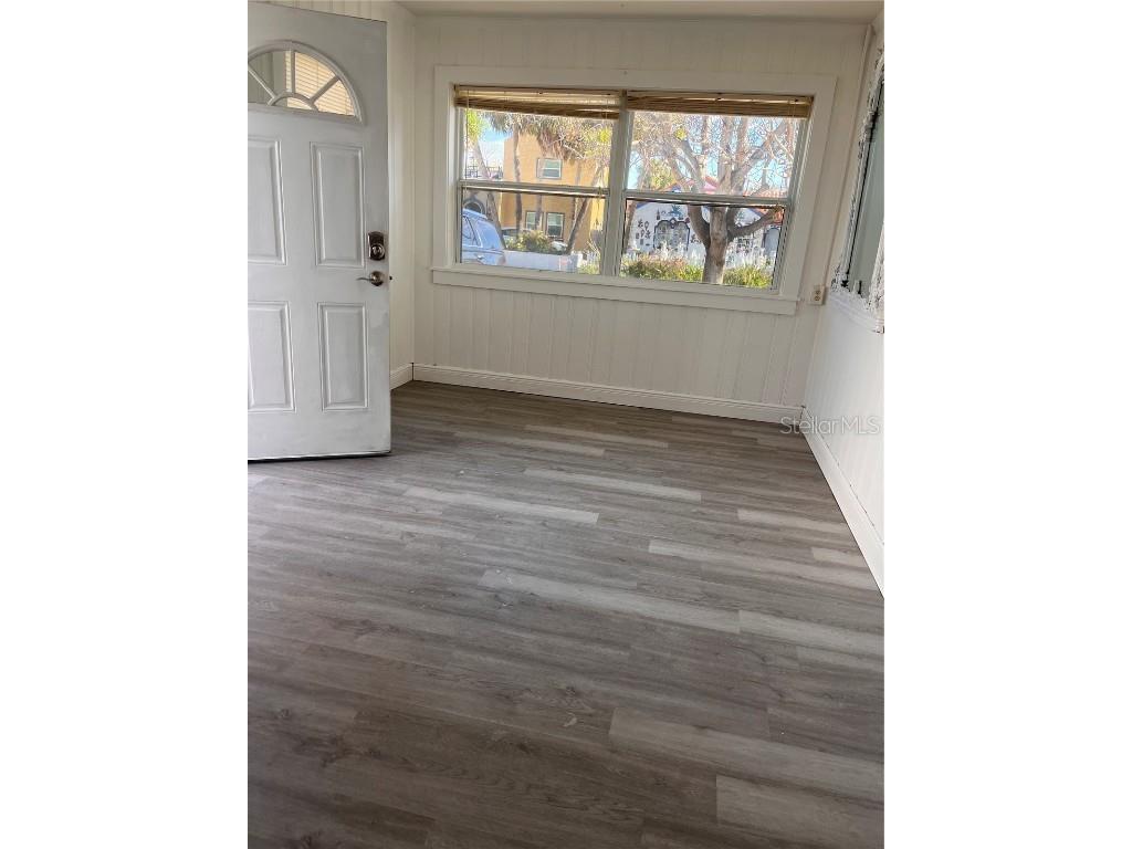 712 Mandalay Avenue Clearwater Beach FL 33767 TB8441198 image7