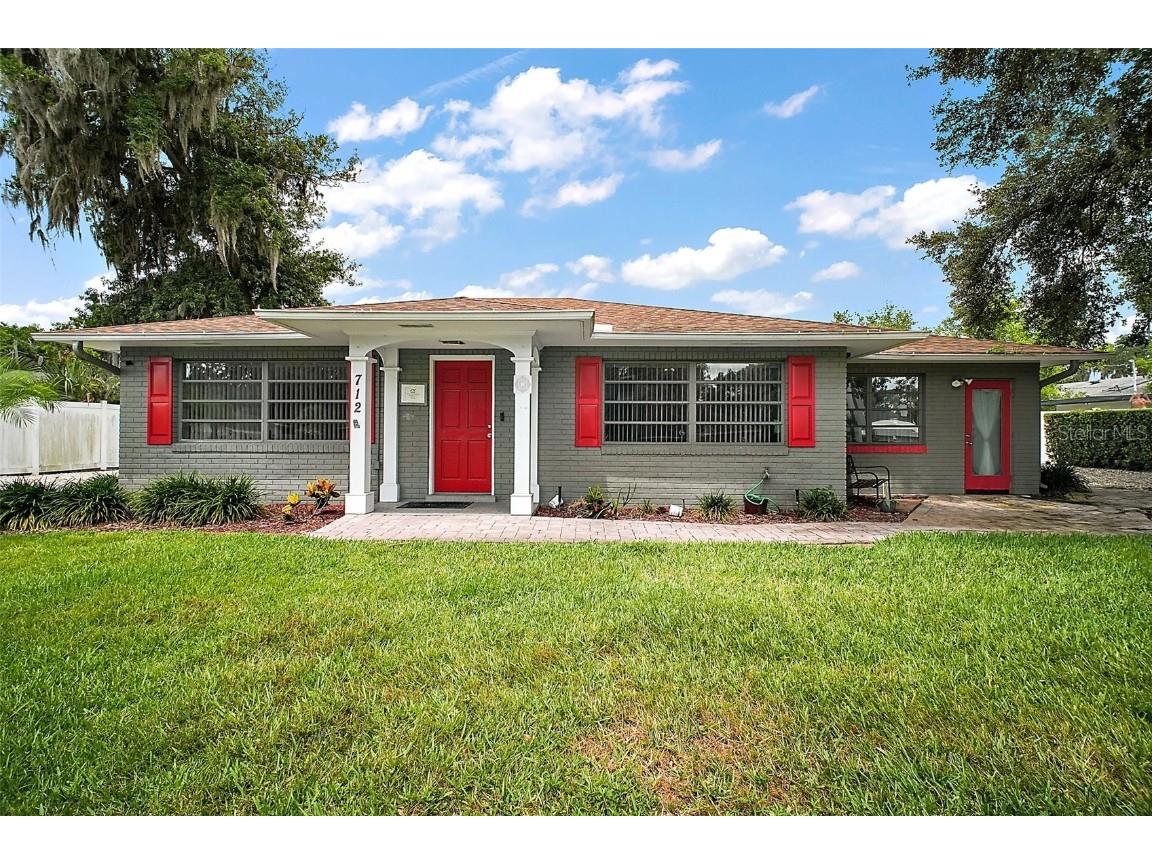 712 N Grove Street Eustis FL 32726 G5097827 image1