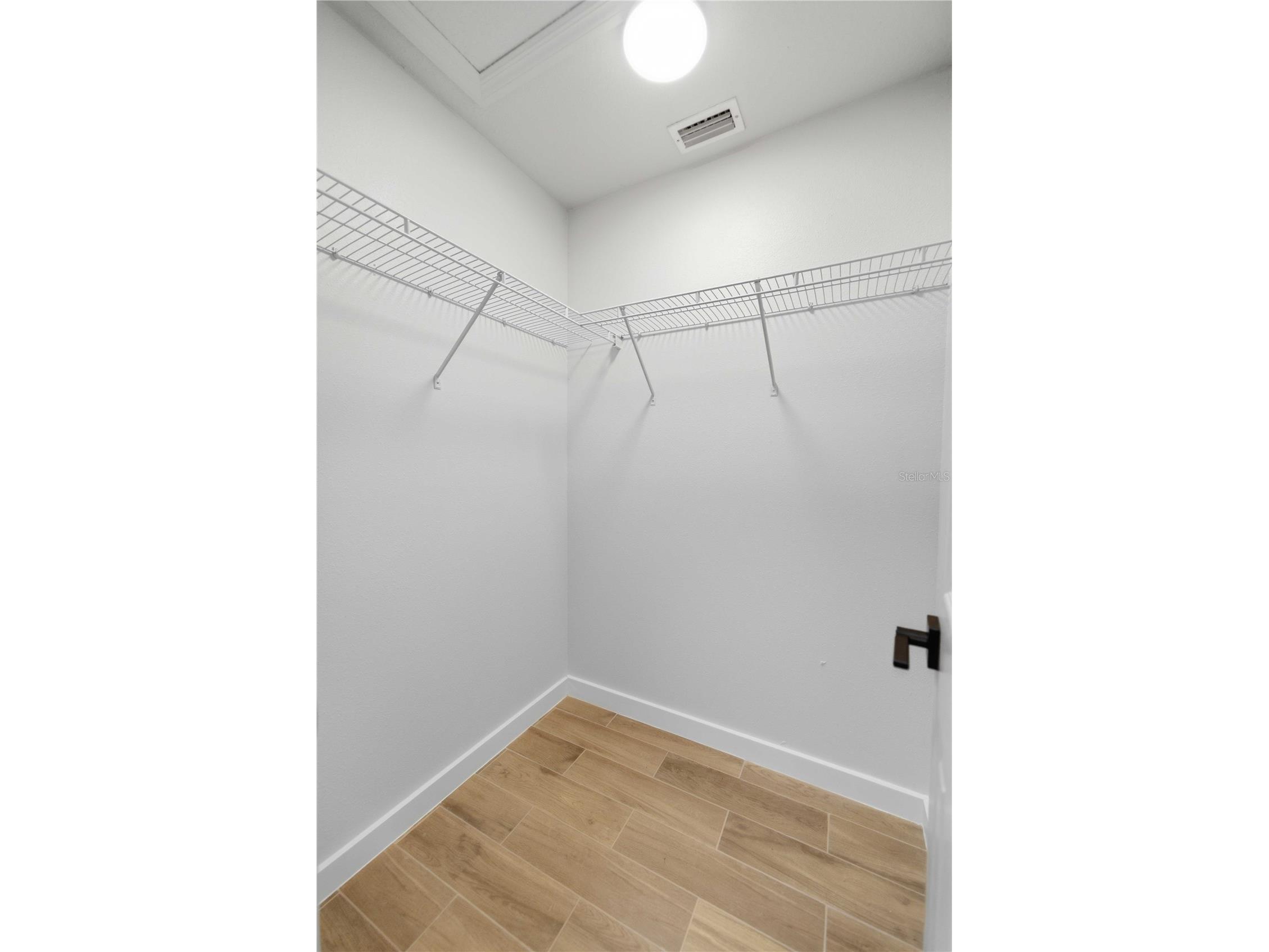 712 NE 26th Street Ocala FL 34470 OM722582 image17