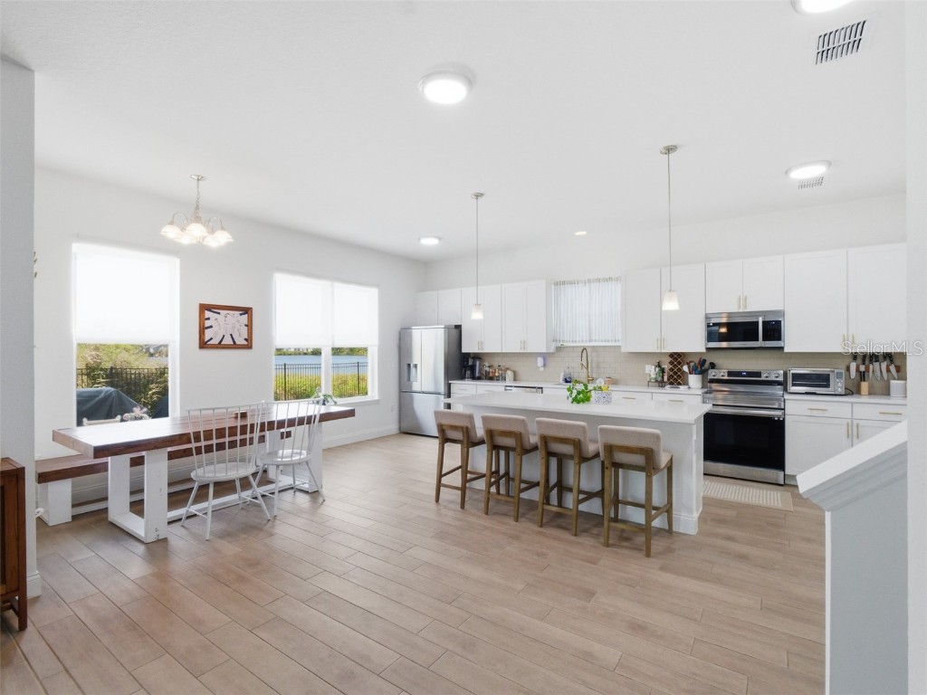 712 Reflection Lake Drive Orlando FL 32807 - REFLECTION LAKE O6366932 image11