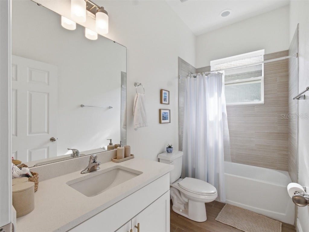 712 Reflection Lake Drive Orlando FL 32807 - REFLECTION LAKE O6366932 image28