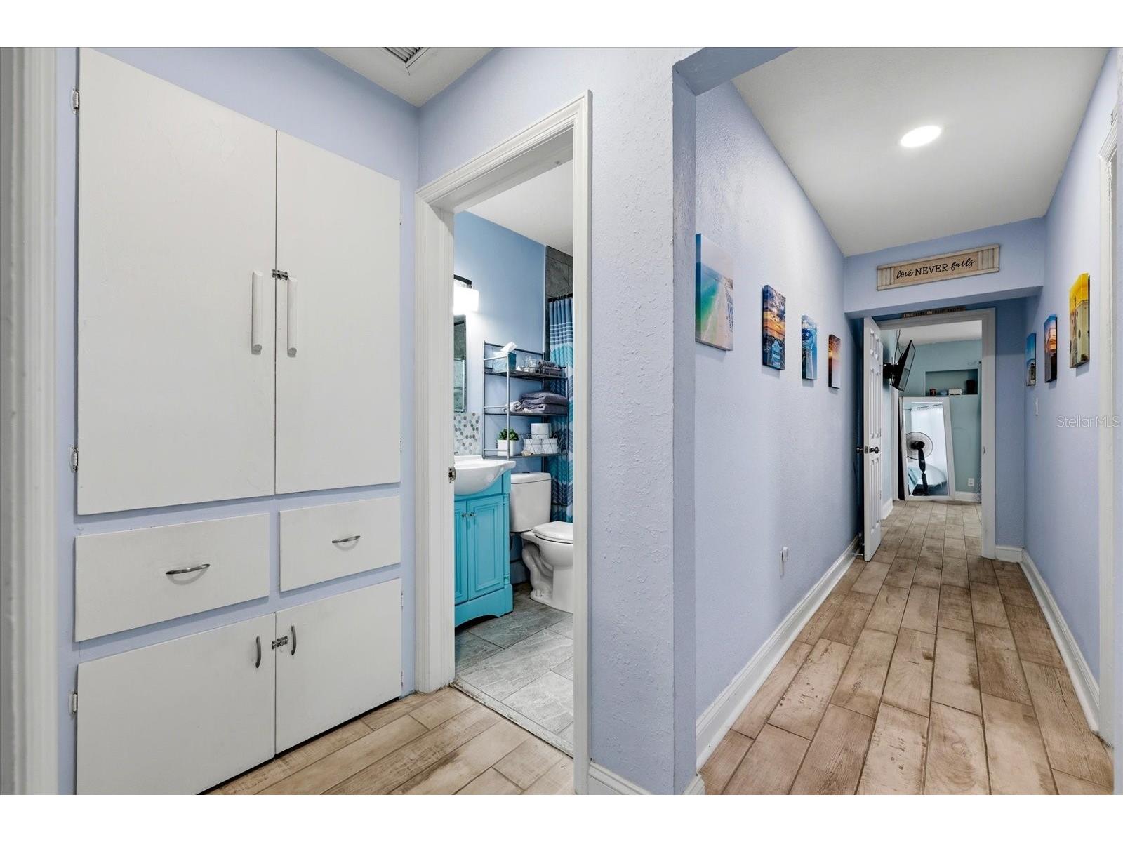 712 S Glenwood Avenue Clearwater FL 33756 TB8503961 image13