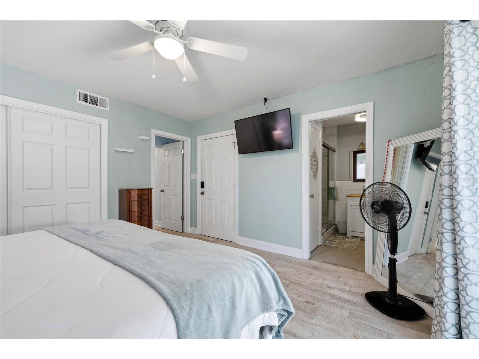712 S Glenwood Avenue Clearwater FL 33756 TB8503961 image21