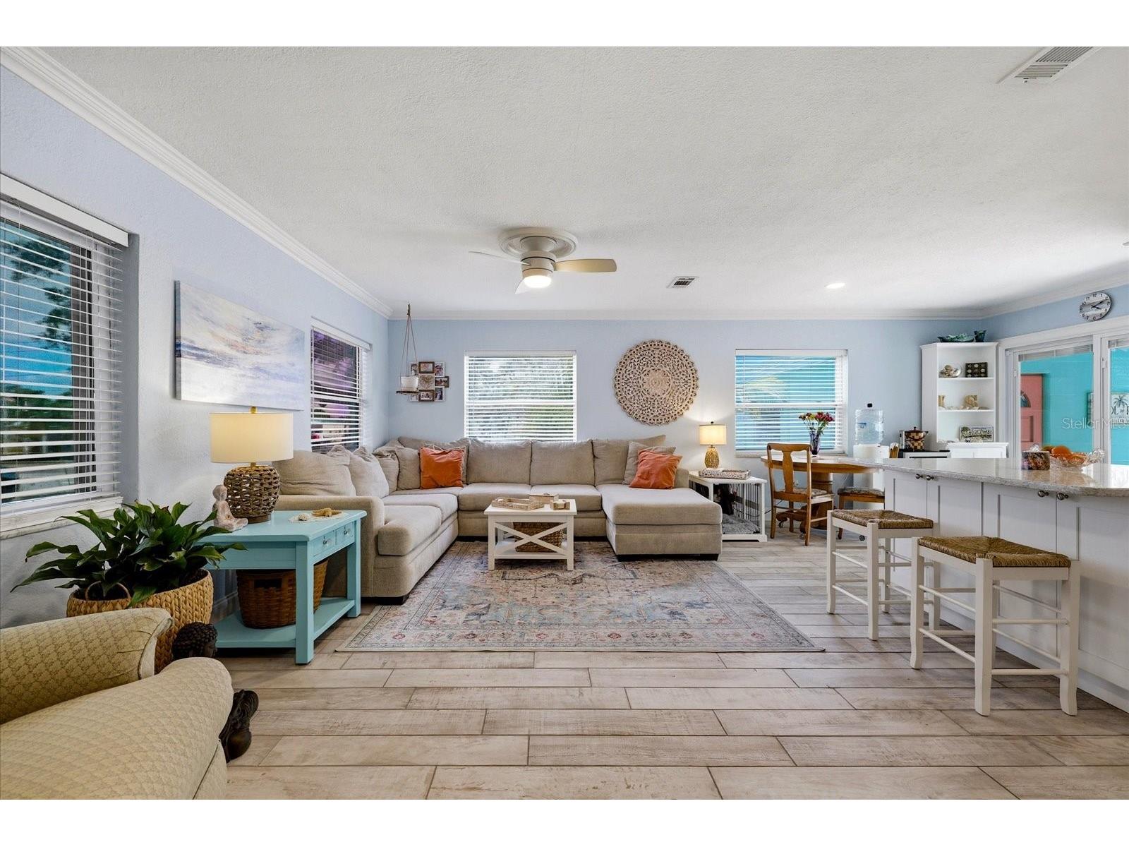 712 S Glenwood Avenue Clearwater FL 33756 TB8503961 image4