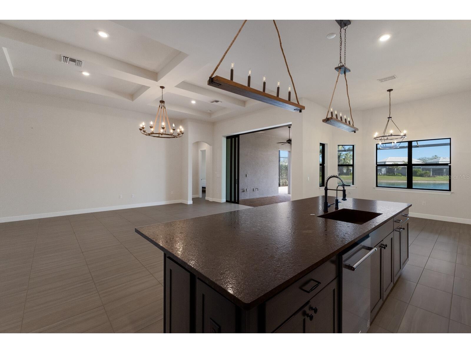 712 Sigsbee Loop Sarasota FL 34240 A4696551 image14