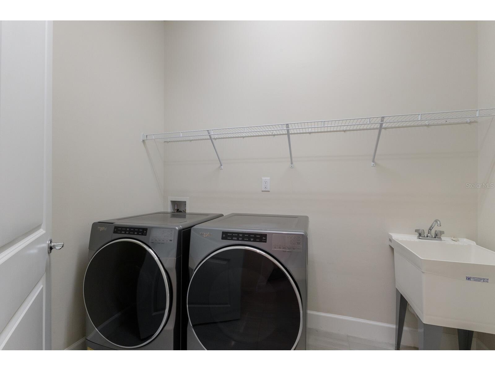 712 Sigsbee Loop Sarasota FL 34240 A4696551 image16