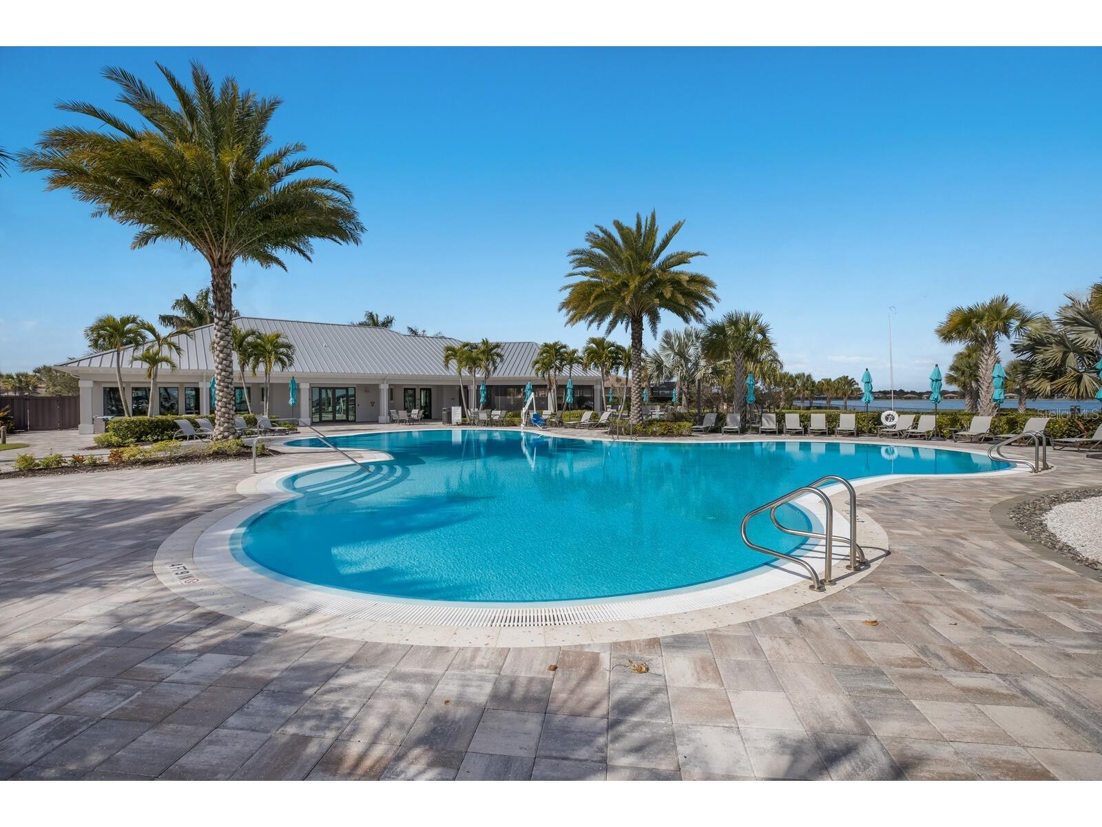 712 Sigsbee Loop Sarasota FL 34240 A4696551 image39