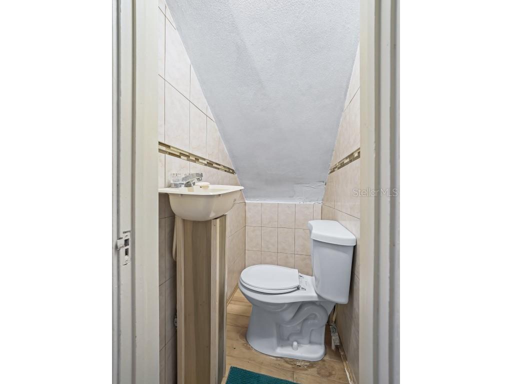 712 SW 10th Avenue Ocala FL 34471 OM707588 image10