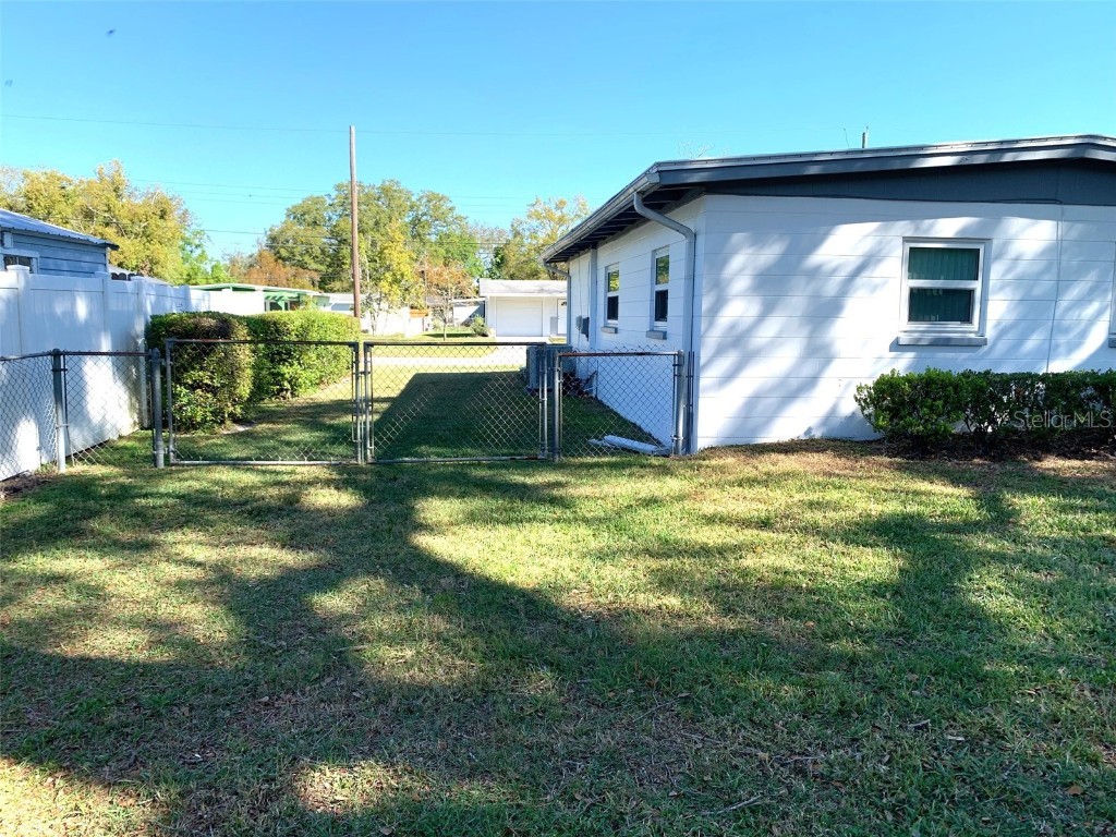 712 W 116th Avenue Tampa FL 33612 TB8445138 image25