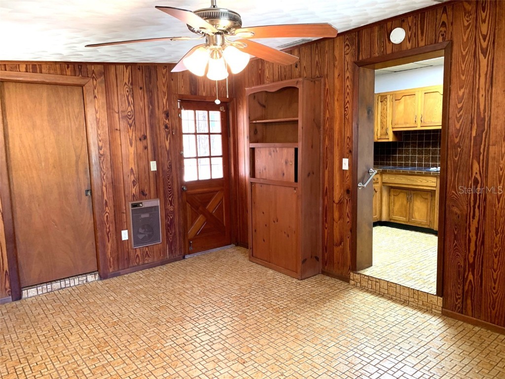 712 W 116th Avenue Tampa FL 33612 TB8445138 image9