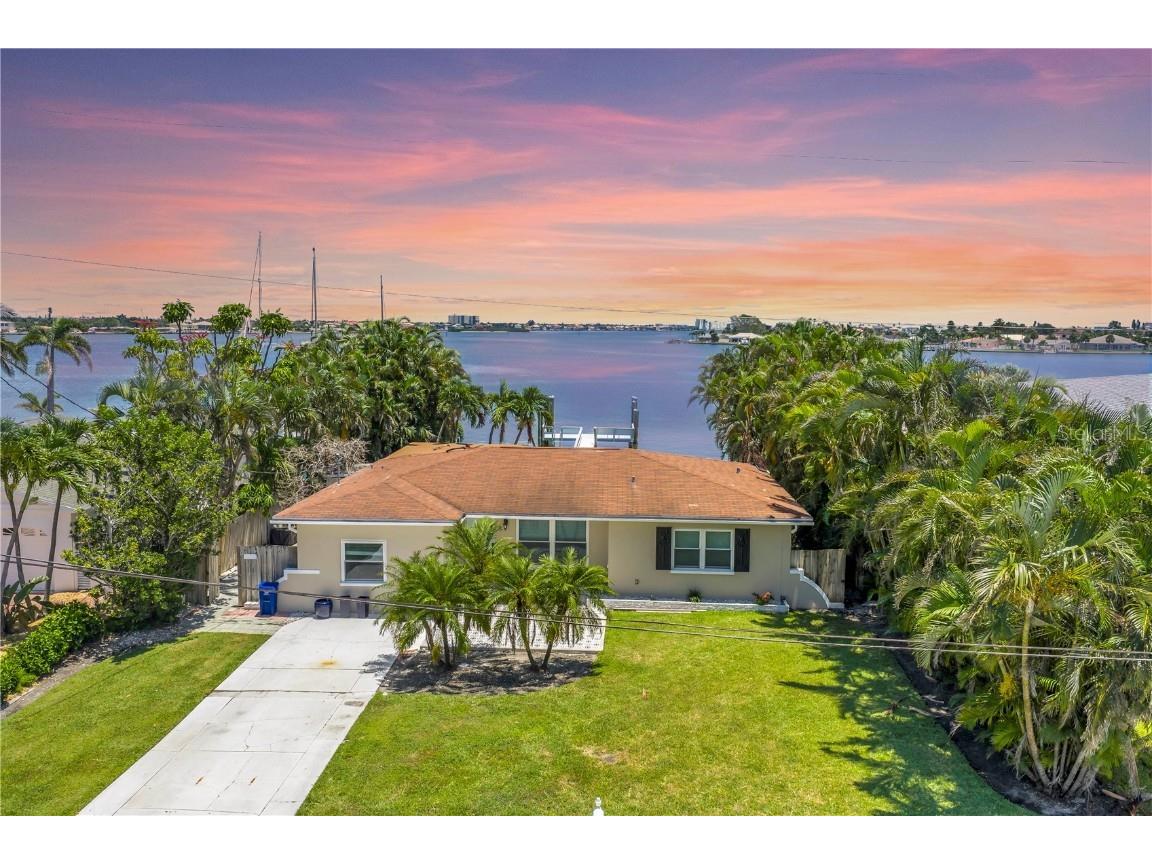 7121 Bay Street Saint Pete Beach FL 33706 TB8412363 image1