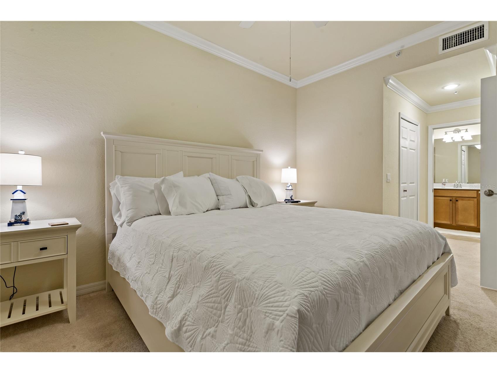 7121 River Hammock Drive #102 Bradenton FL 34212 A4689243 image25
