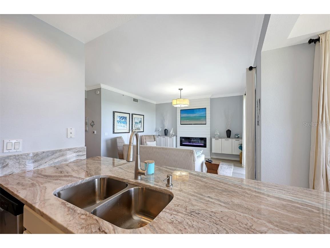 7121 River Hammock Drive #302 Bradenton FL 34212 A4667985 image10