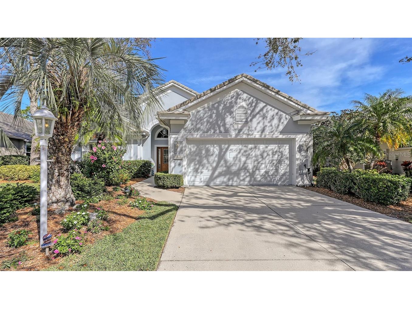 7121 Victoria Circle University Park FL 34201 A4634452 image1