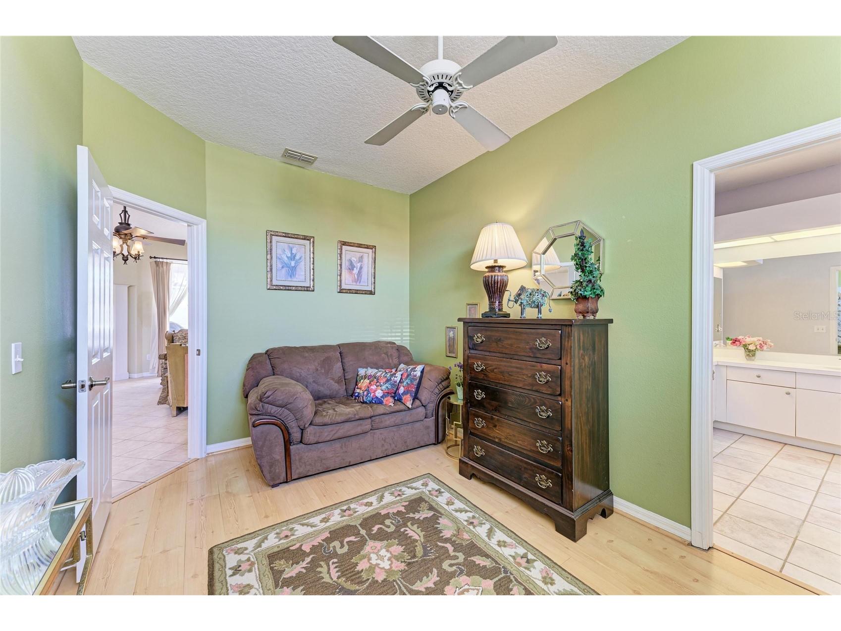 7122 42nd Court E Sarasota FL 34243 A4681448 image12