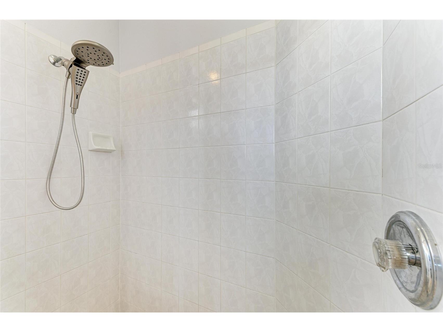 7122 42nd Court E Sarasota FL 34243 A4681448 image34