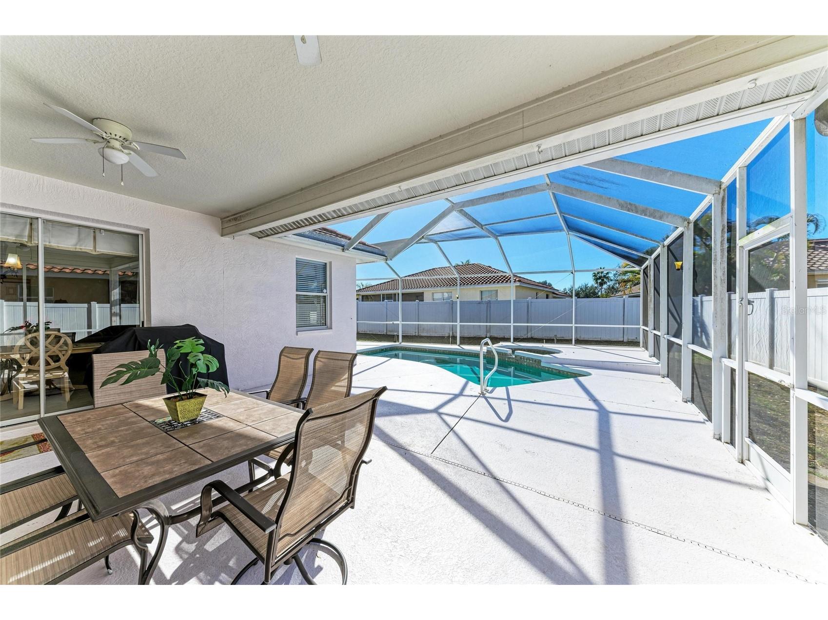 7122 42nd Court E Sarasota FL 34243 A4681448 image42