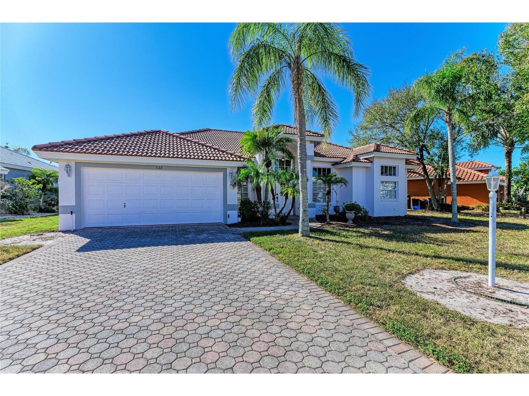 7122 42nd Court E Sarasota FL 34243 A4681448 image48