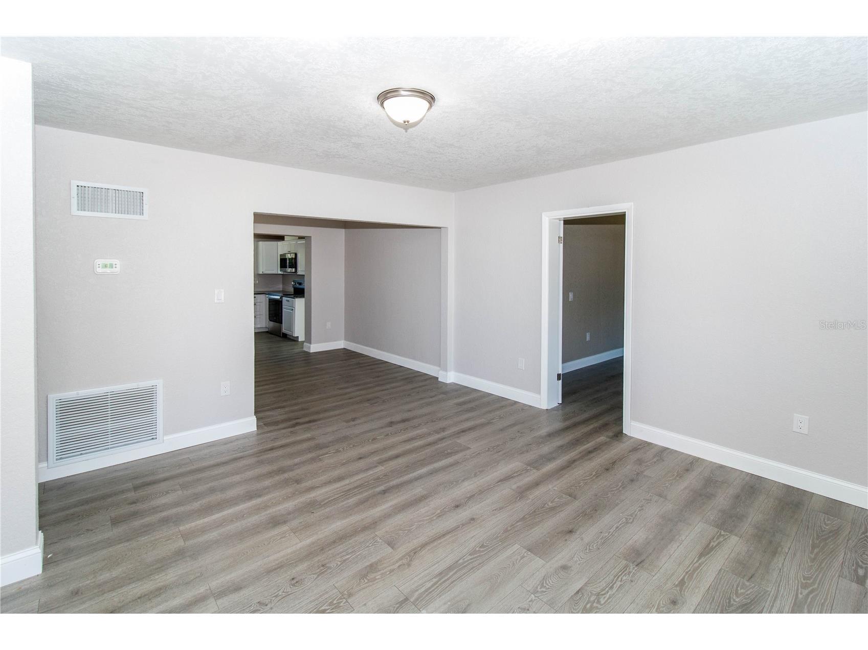 7122 Astor Drive New Port Richey FL 34652 W7882337 image4