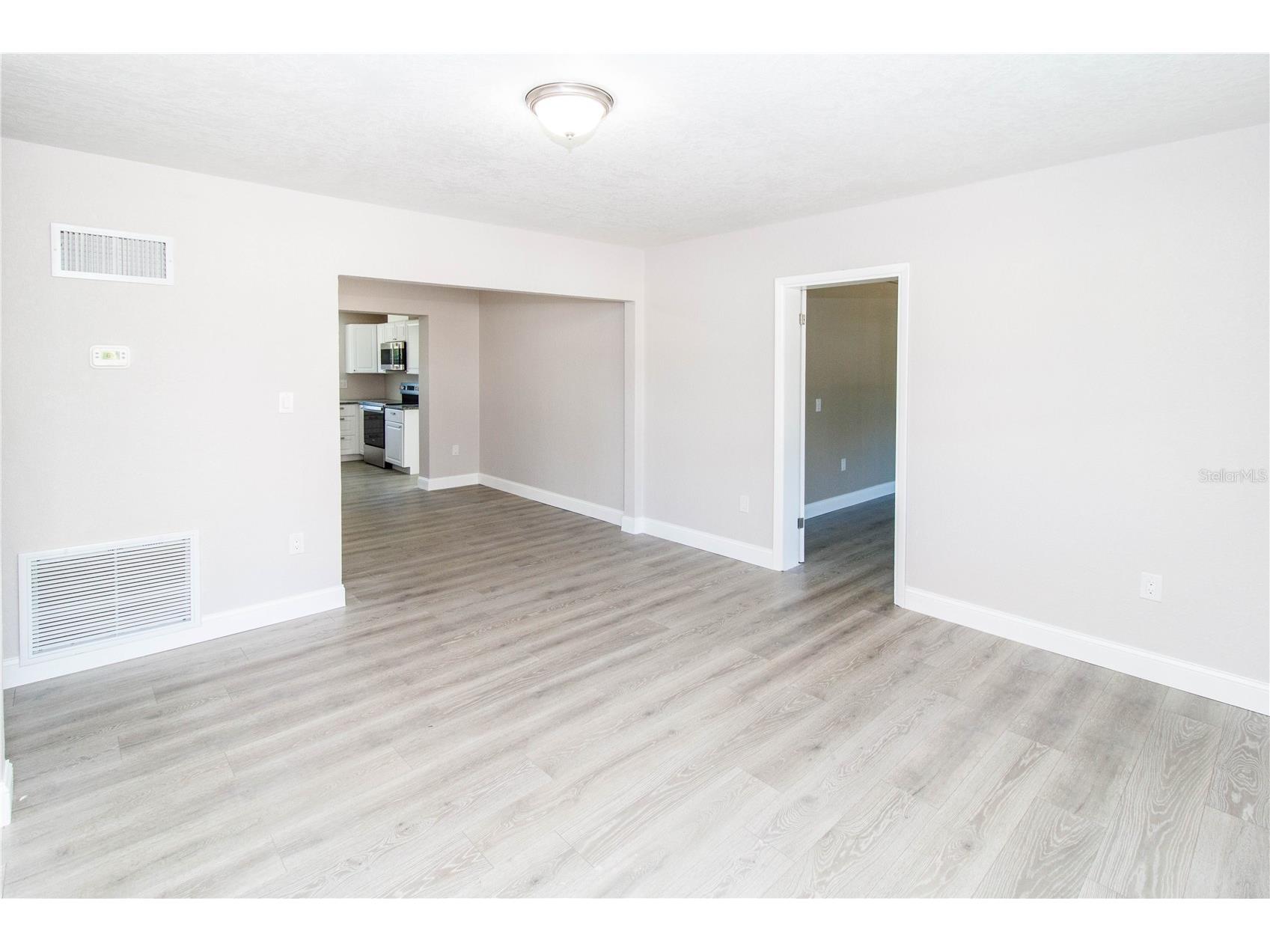 7122 Astor Drive New Port Richey FL 34652 W7882337 image5