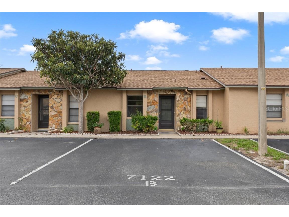 7122 Barclay Avenue #B Spring Hill FL 34609 W7876583 image1