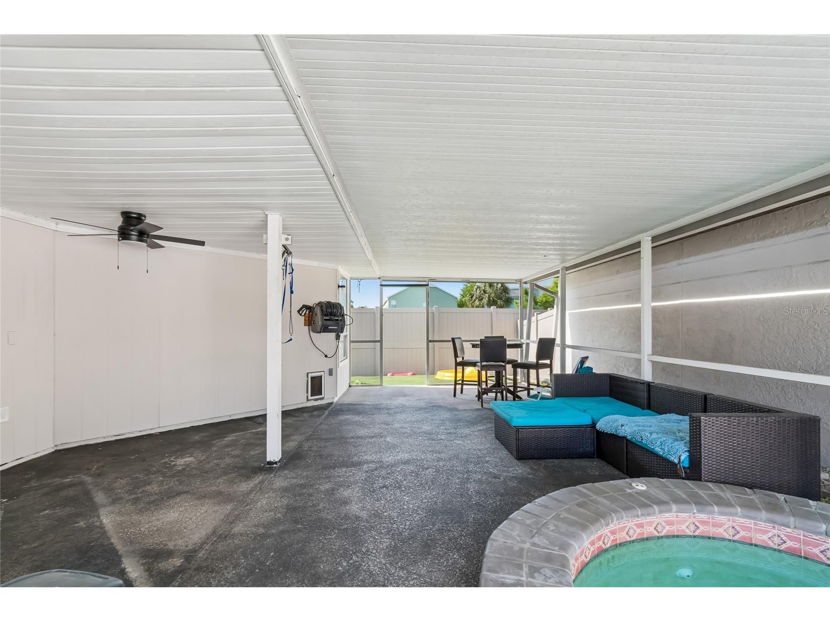 7123 Silvermill Drive Tampa FL 33635 TB8488026 image40