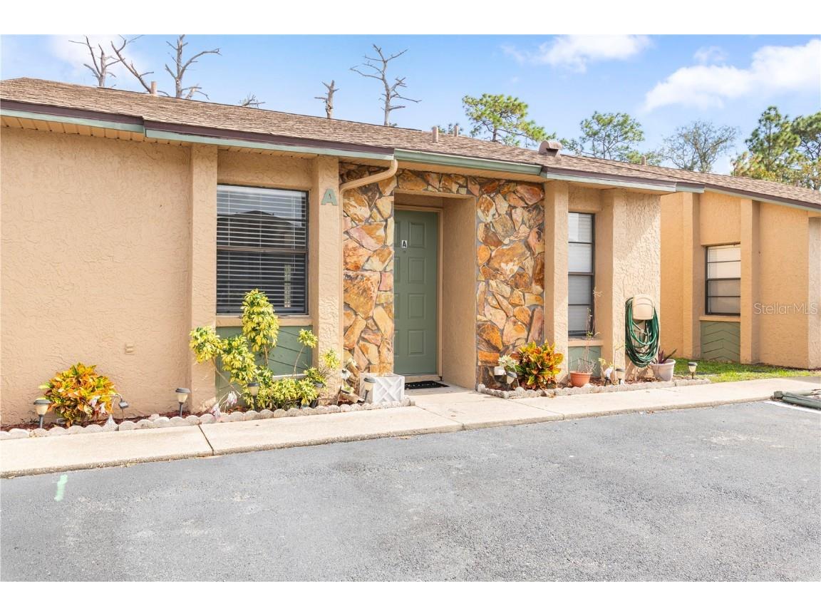 7124 Barclay Avenue #A Brooksville FL 34609 W7869816 image1