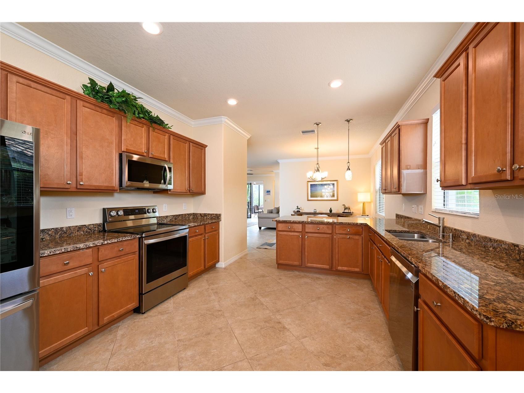7124 Marsh View Terrace Street Bradenton FL 34212 A4689631 image5