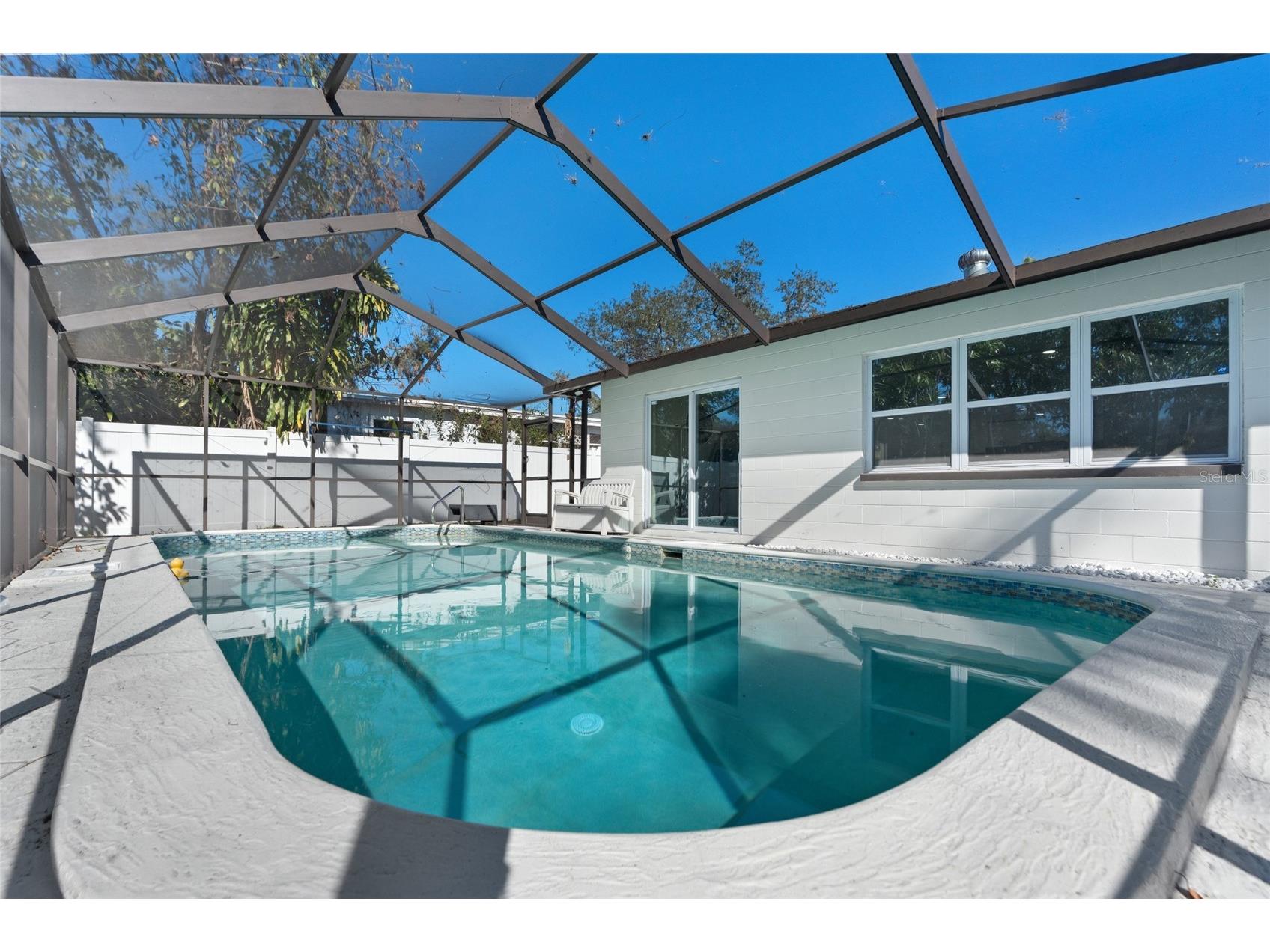 7124 Wrenwood Circle Tampa FL 33617 W7882549 image40