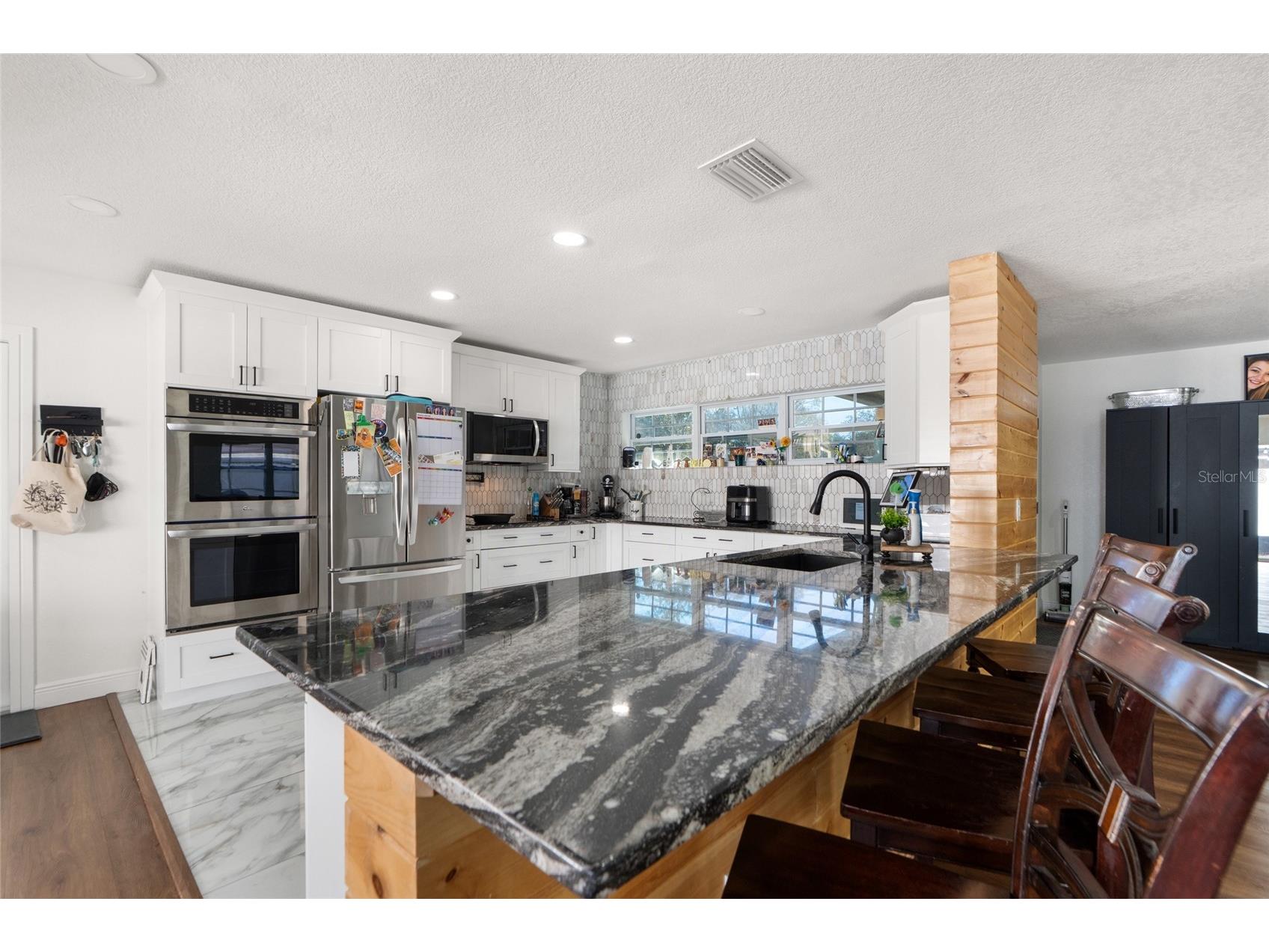 7124 Wrenwood Circle Tampa FL 33617 W7882549 image9