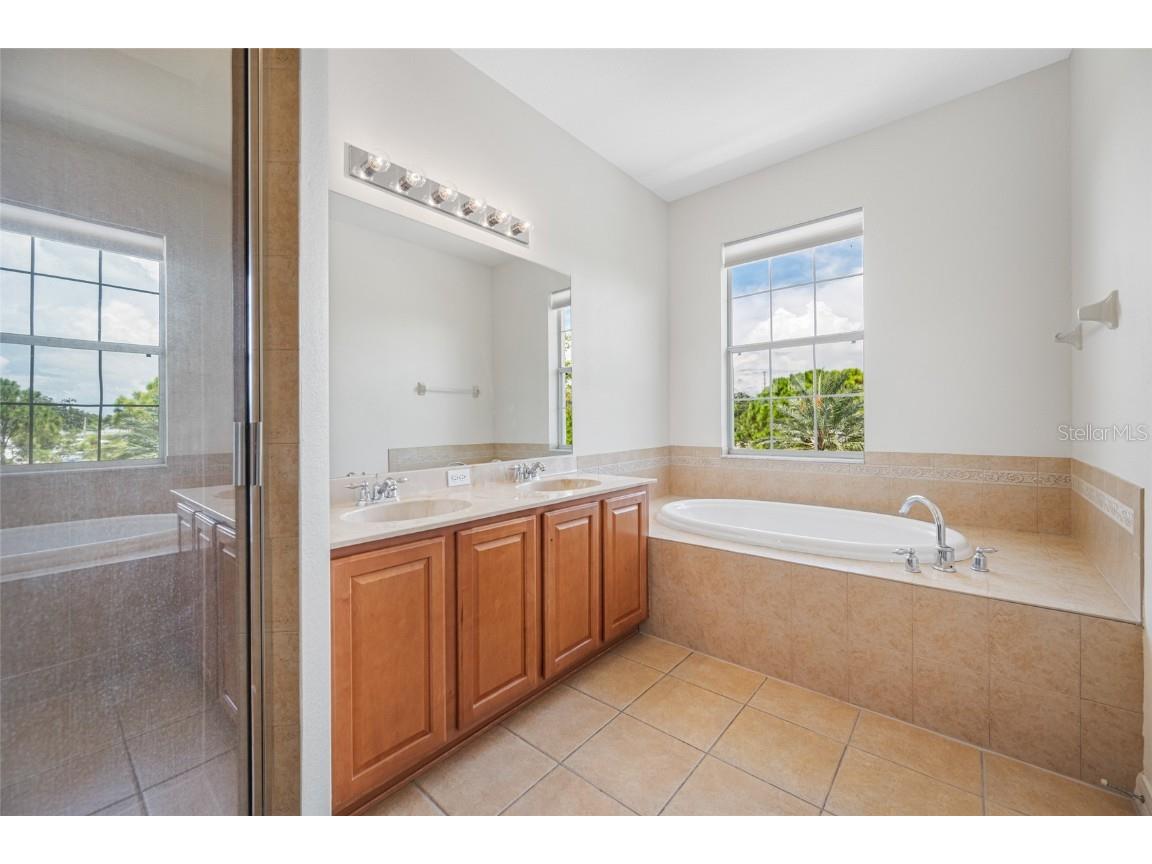 7125 102nd Lane Seminole FL 33772 TB8420874 image18