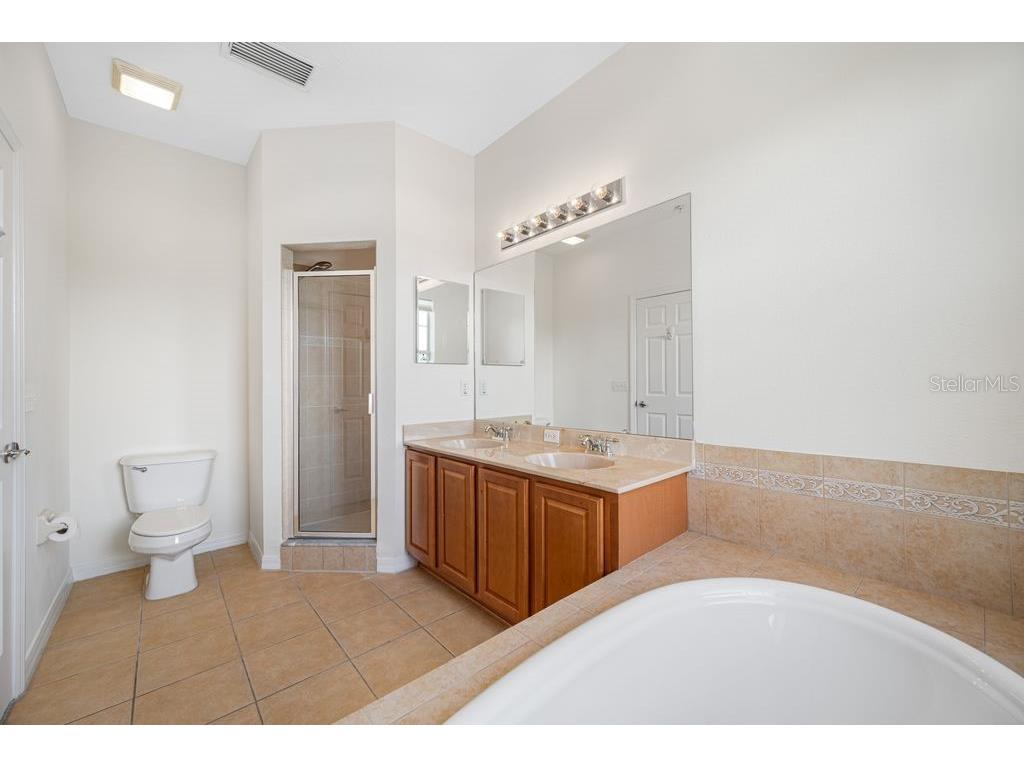 7125 102nd Lane Seminole FL 33772 TB8522052 image5