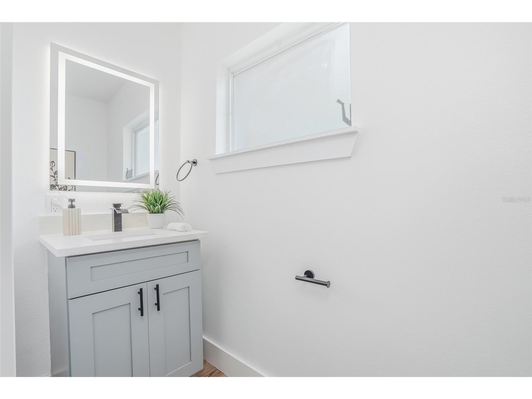 7125 5th Avenue N Saint Petersburg FL 33710 TB8489465 image16