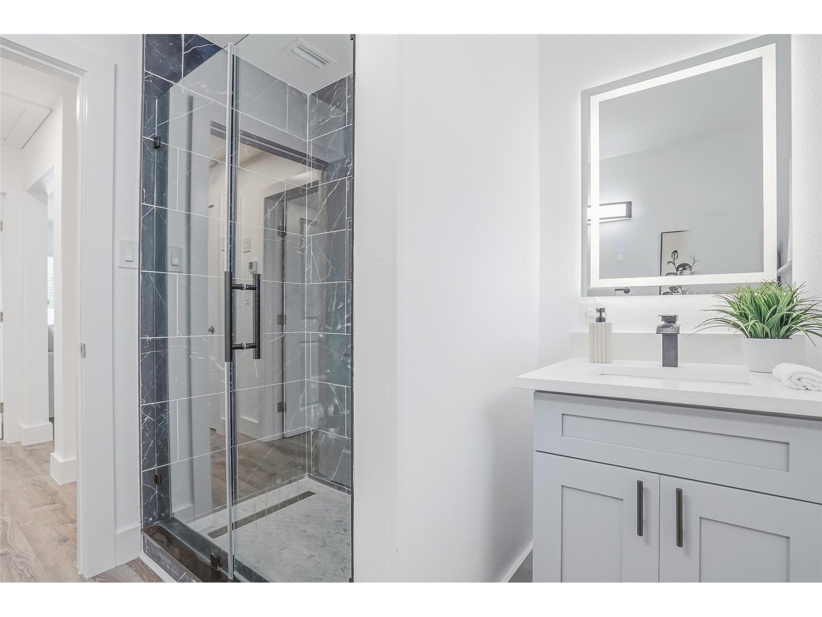 7125 5th Avenue N Saint Petersburg FL 33710 TB8489465 image17