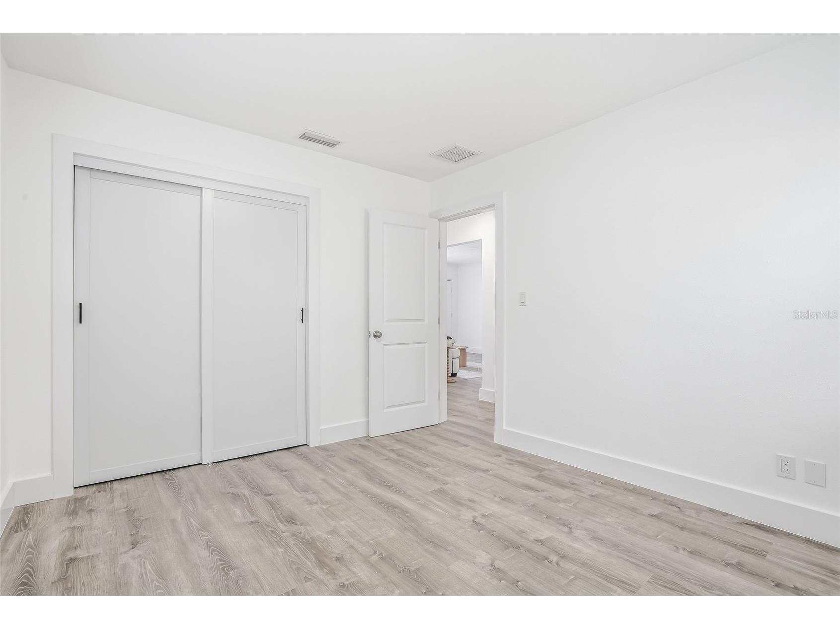7125 5th Avenue N Saint Petersburg FL 33710 TB8489465 image19