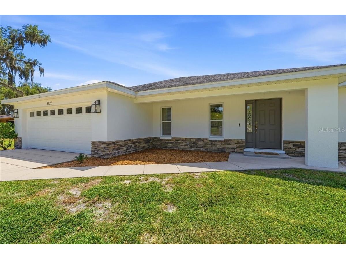 7125 Honeysuckle Drive Lakeland FL 33813 P4938792 image6