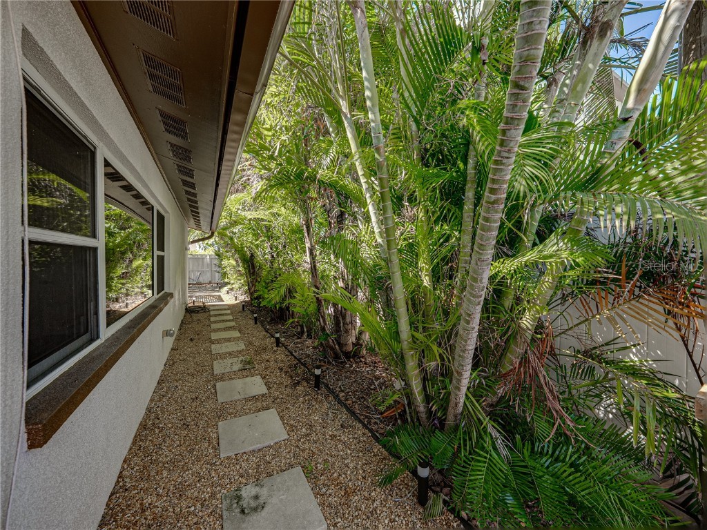 7125 S Shore Drive S South Pasadena FL 33707 TB8437246 image49