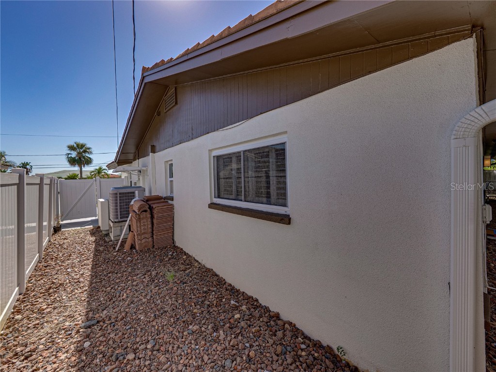 7125 S Shore Drive S South Pasadena FL 33707 TB8437246 image60