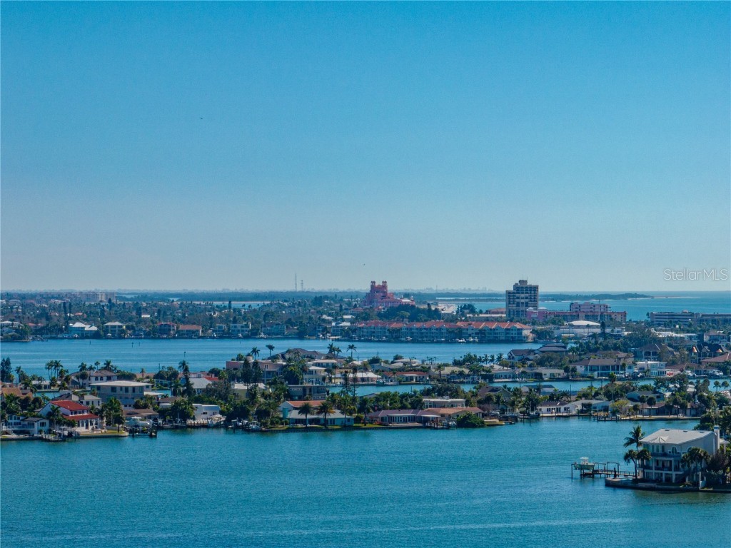 7125 S Shore Drive S South Pasadena FL 33707 TB8437246 image65