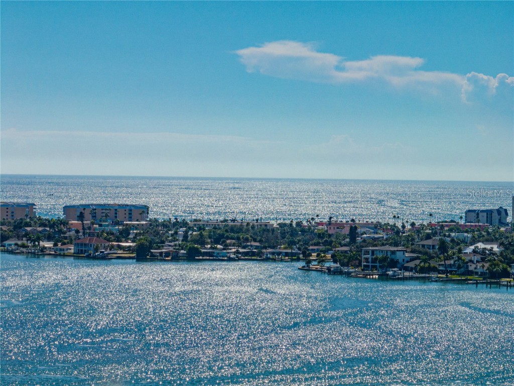 7125 S Shore Drive S South Pasadena FL 33707 TB8437246 image67