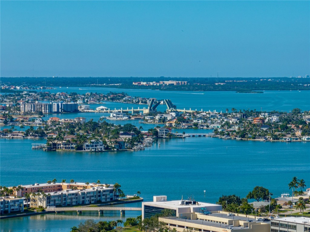 7125 S Shore Drive S South Pasadena FL 33707 TB8437246 image72